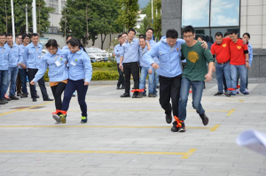 精彩紛呈的第一屆趣味運動會—廣州中設(shè)